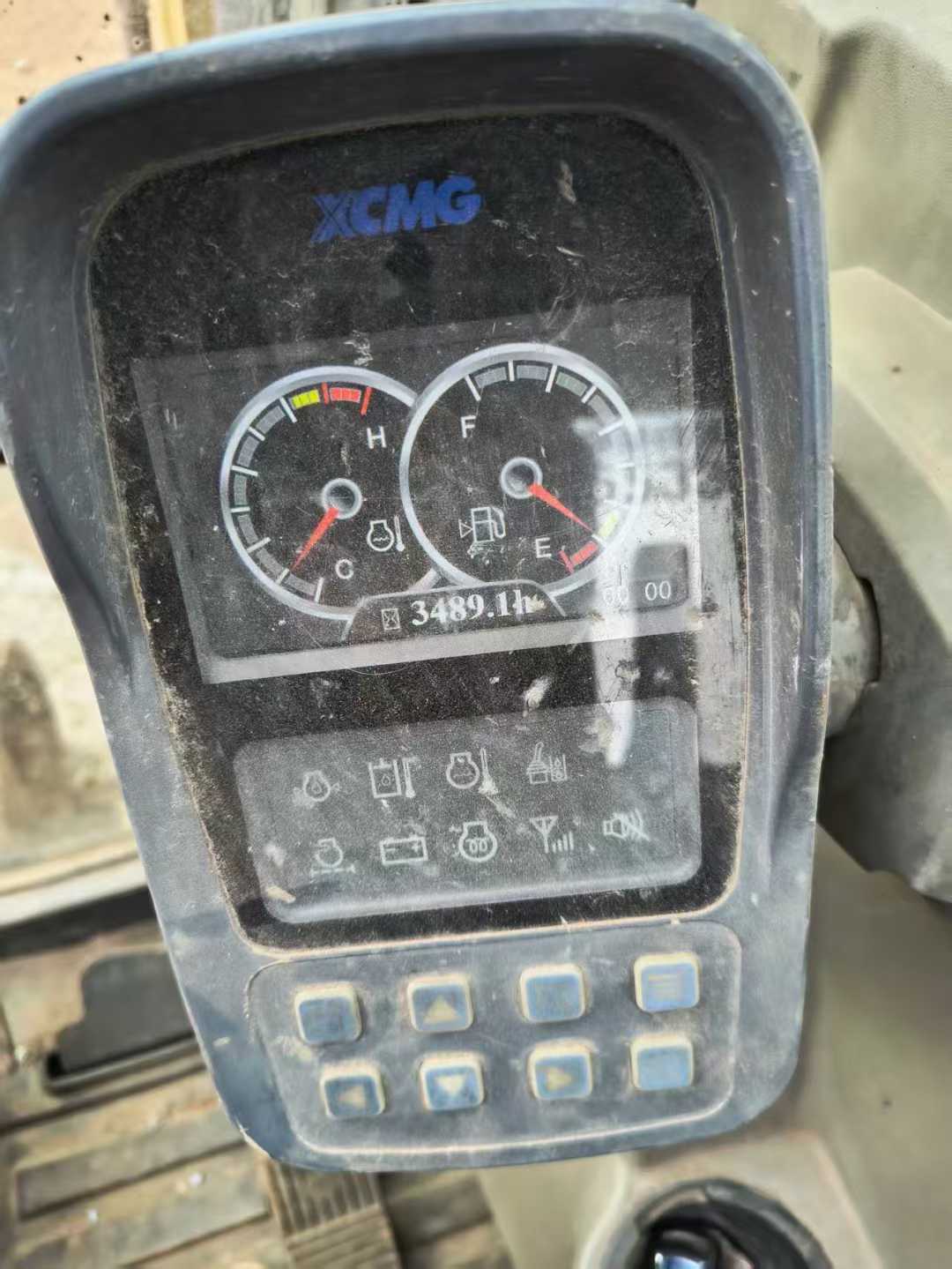 Used XCMG XE60 Excavator 2021 Model / 3