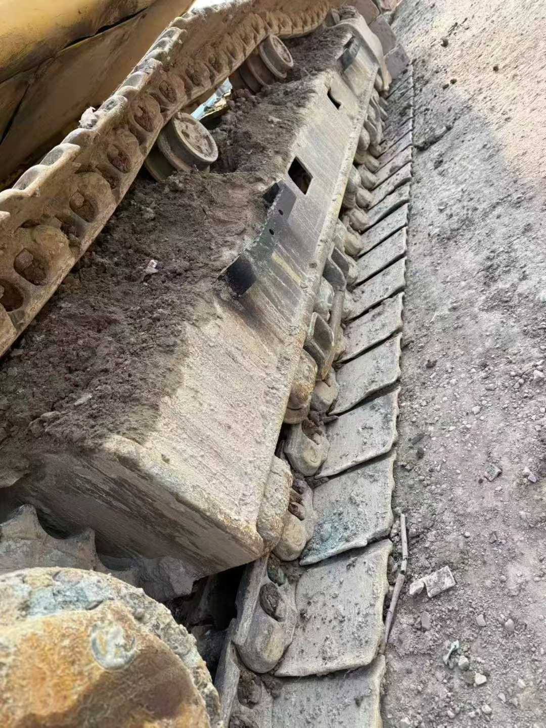 Used Caterpillar 330L Excavator 2017 Model / 9