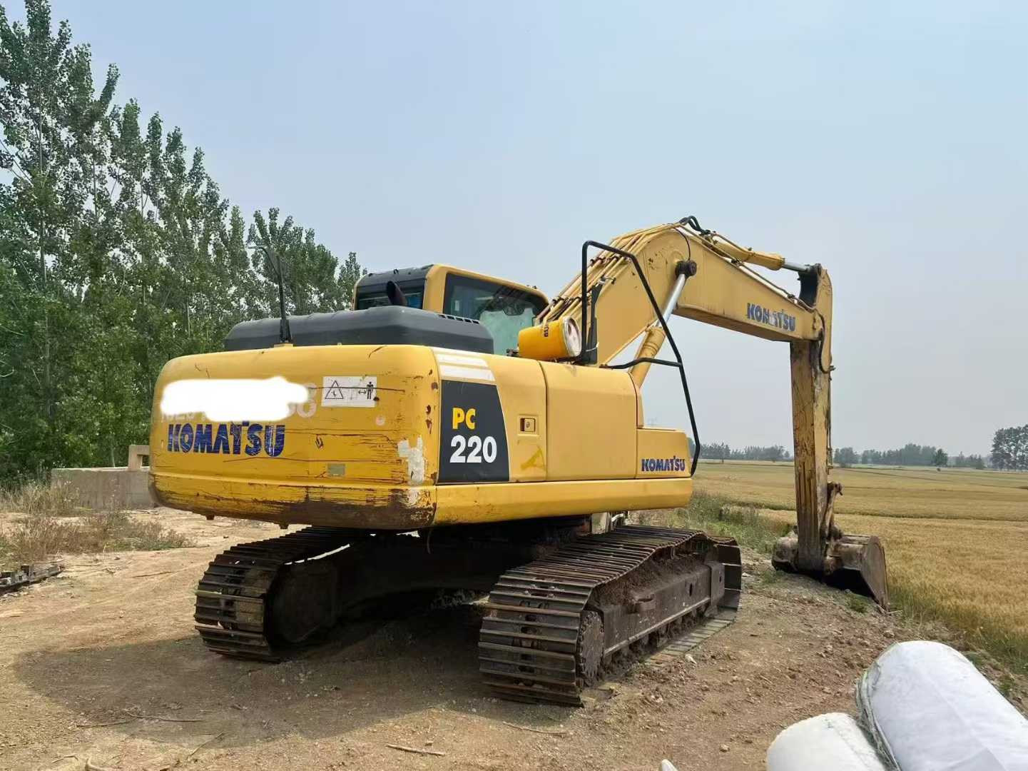 Used Komatsu PC200-8 Excavator 2010 Model / 3