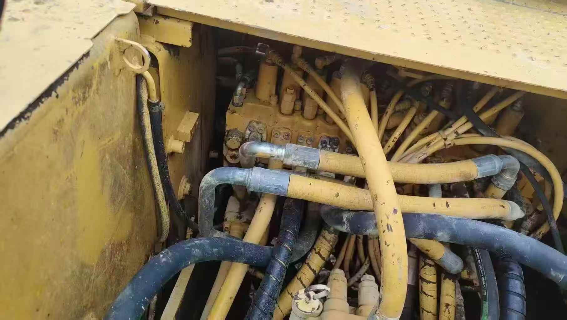 Used Caterpillar 320D Excavator 2012 Model / 6