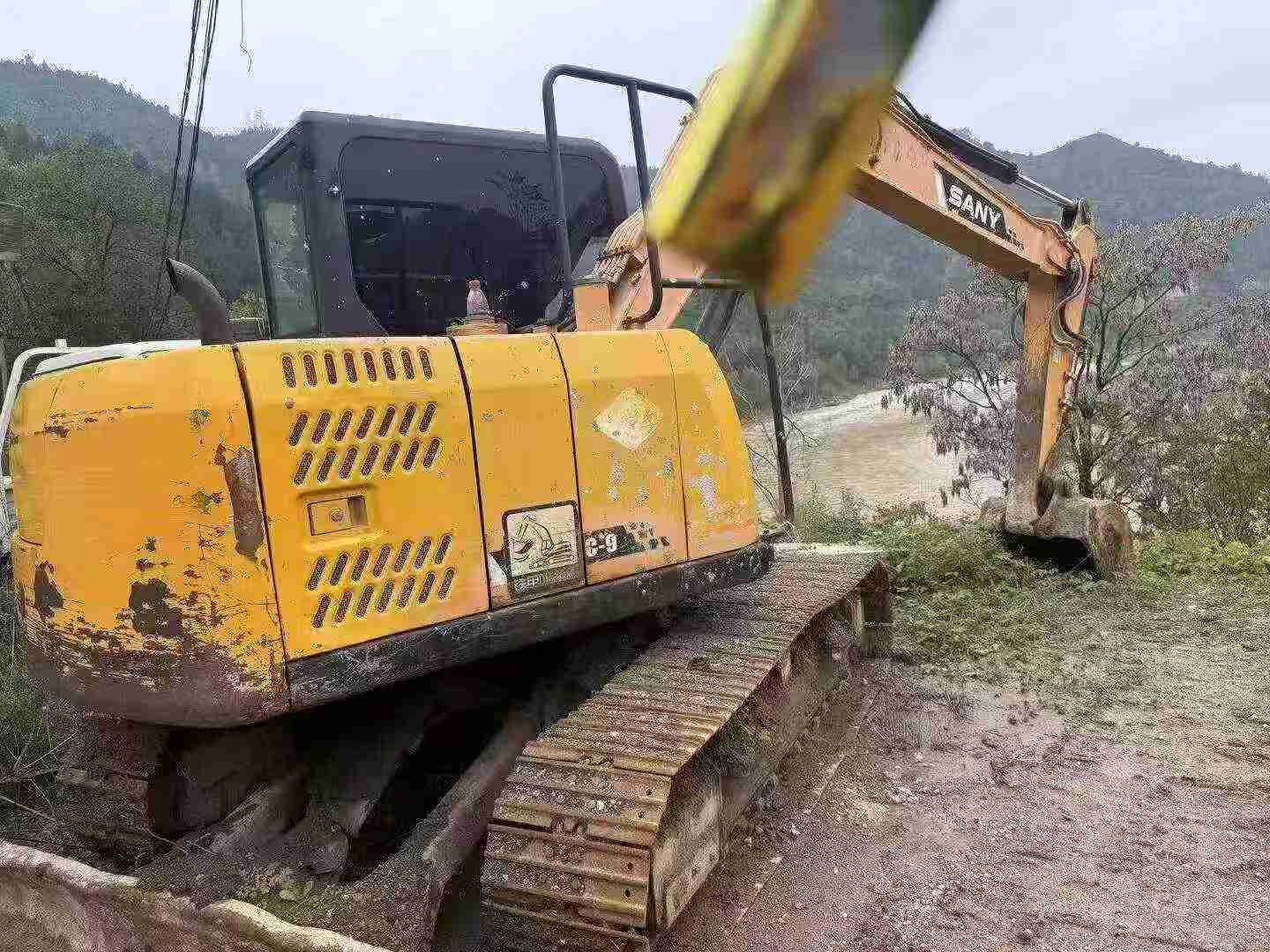 Used Sany SY75 Excavator 2013 Model / 5