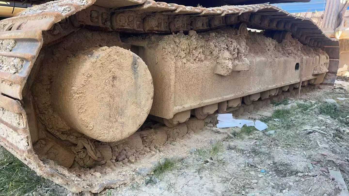 Used Doosan S225 Excavator 2011 Model / 4