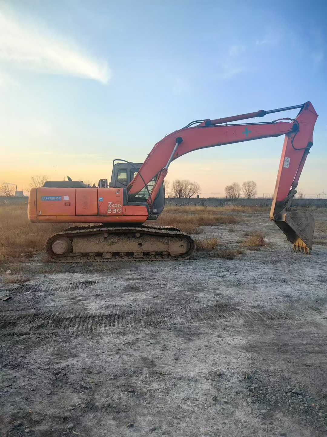 Used Hitachi ZAXIS200 Excavator 2016 Model / 2