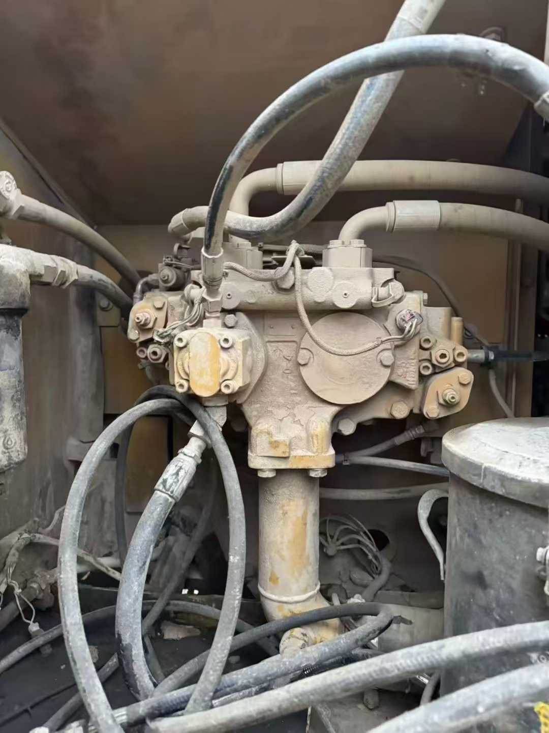 Used Caterpillar 320GC Excavator 2016 Model / 3