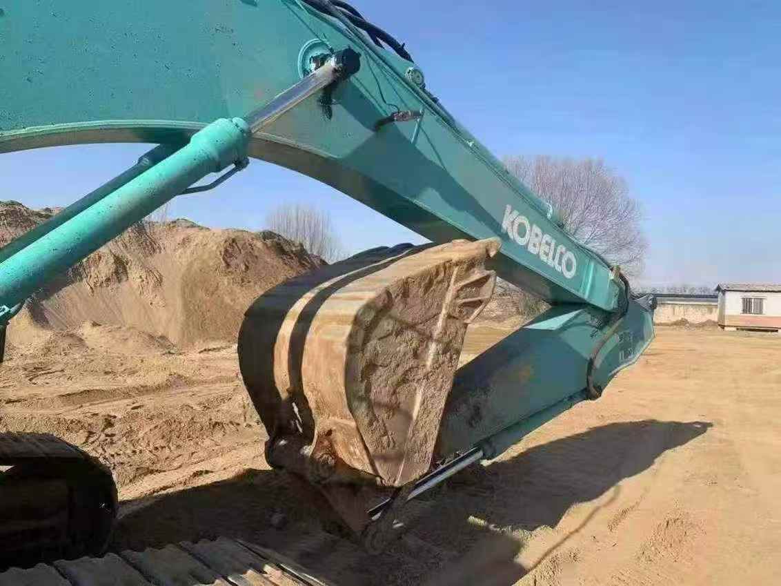 Used Kobelco SK200 Excavator 2016 Model / 7