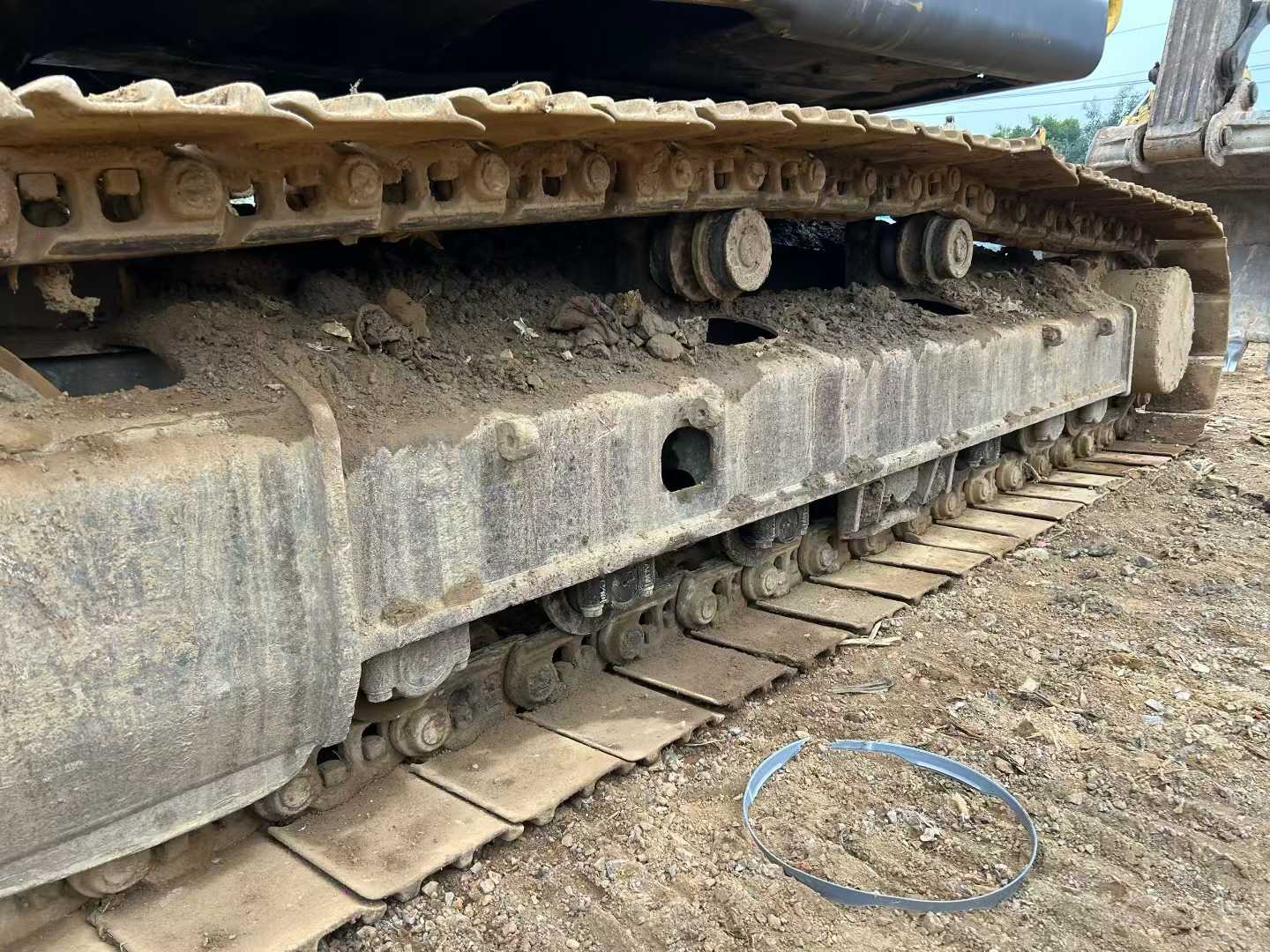 Used Volvo EW210C Excavator 2013 Model / 5