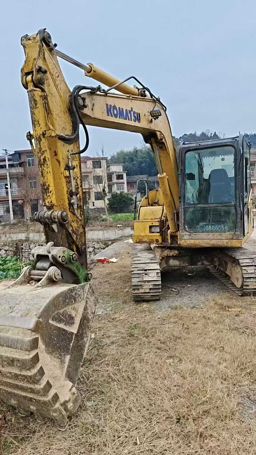 Used Komatsu PC60 Excavator 2016 Model / 3