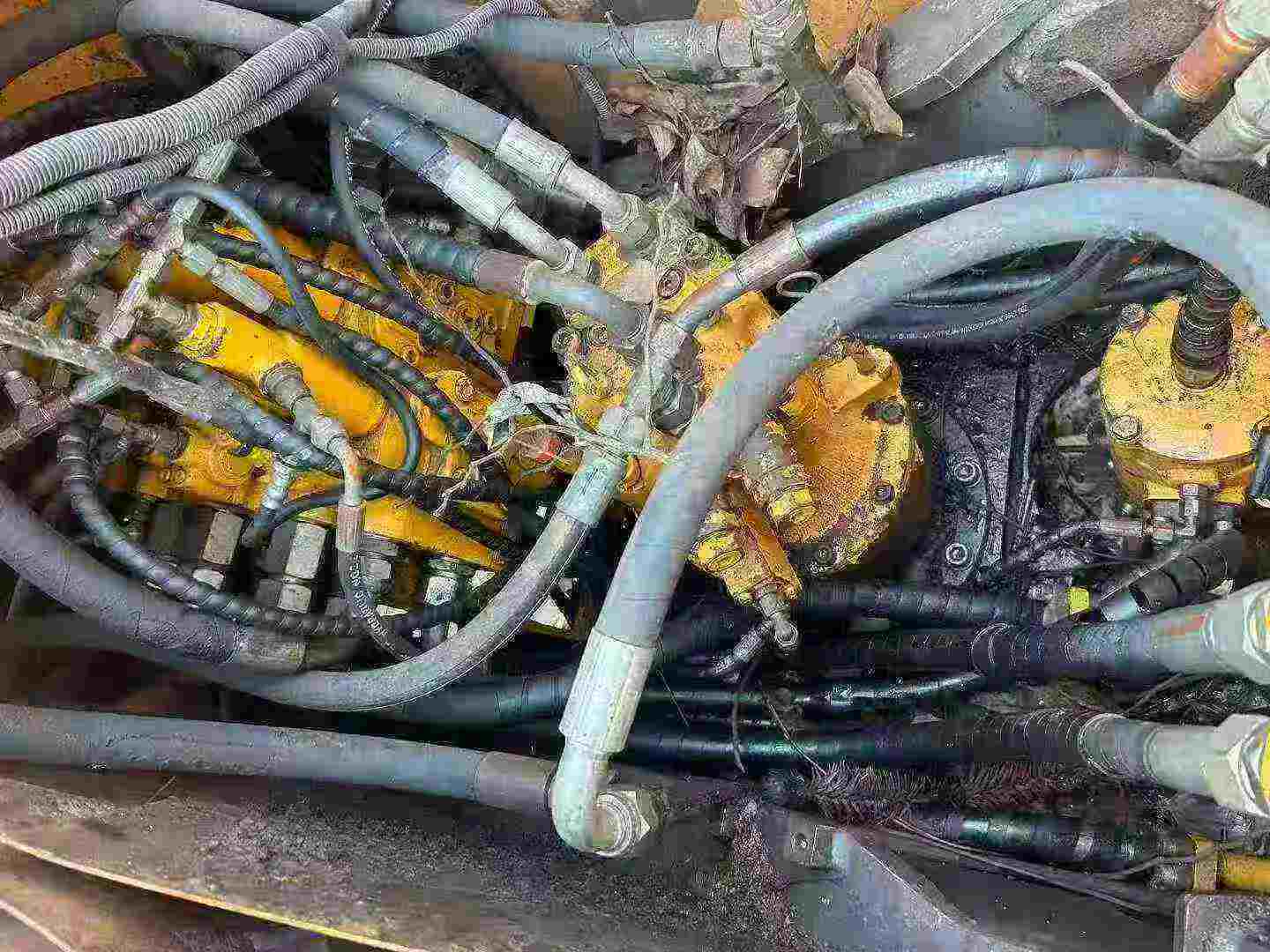 Used Sany SY115C Excavator 2015 Model / 6