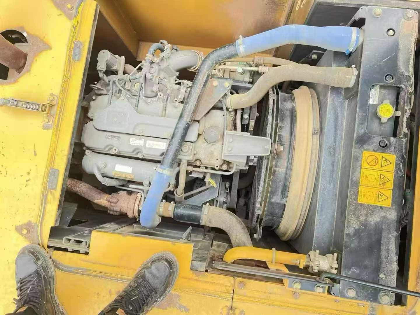 Used Kato HD512 Excavator 2016 Model / 3