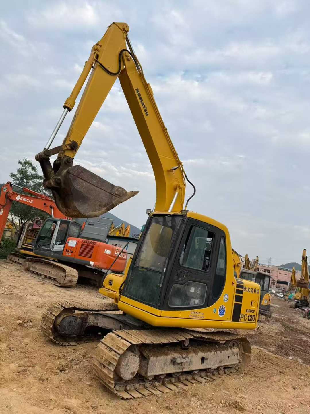 Used Komatsu PW100 Excavator 2016 Model / 2