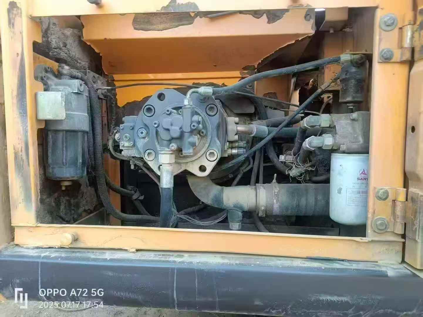 Used Sany SY235H Excavator 2015 Model / 4