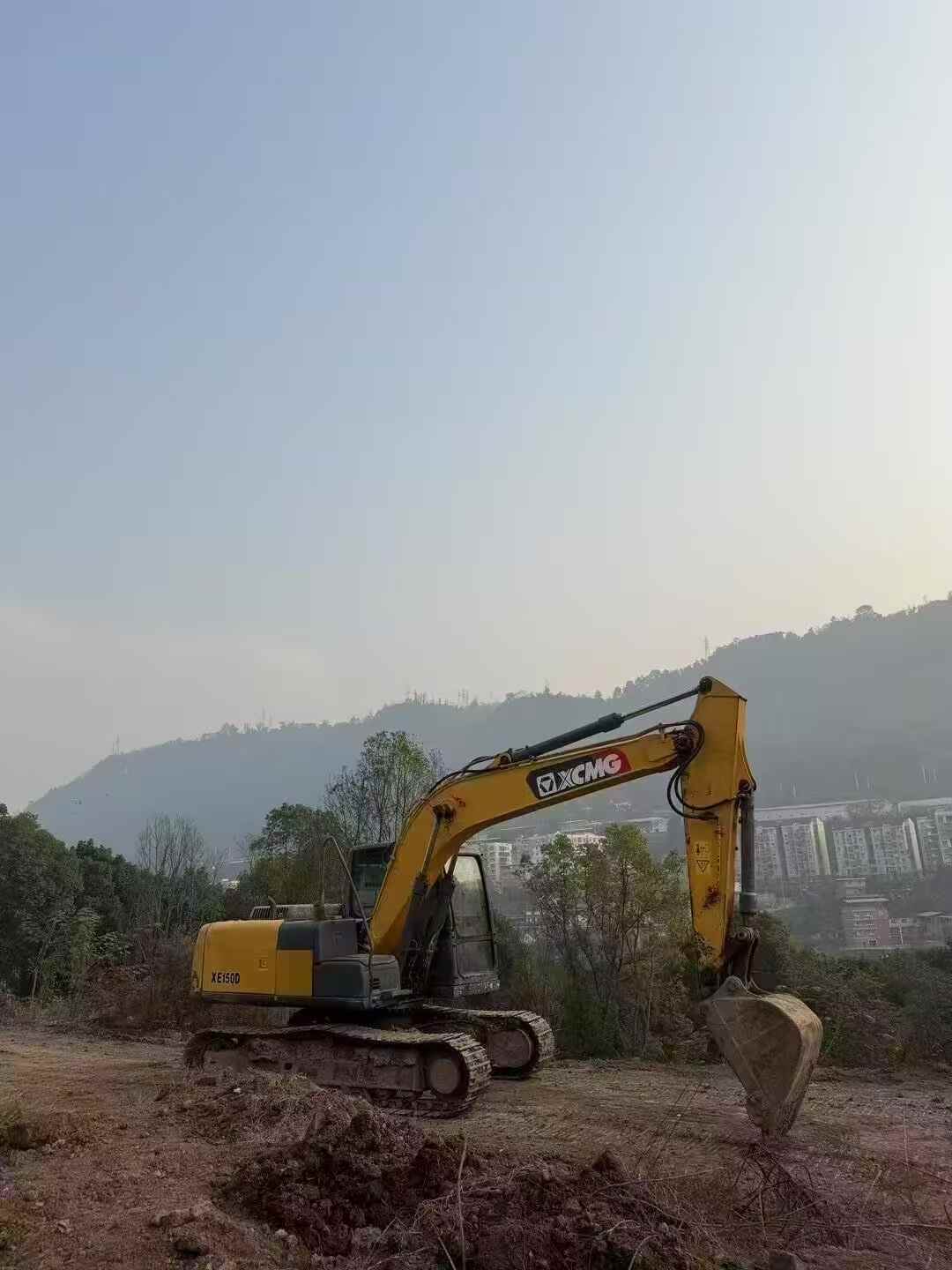 Used XCMG XE135GA Excavator 2015 Model / 3