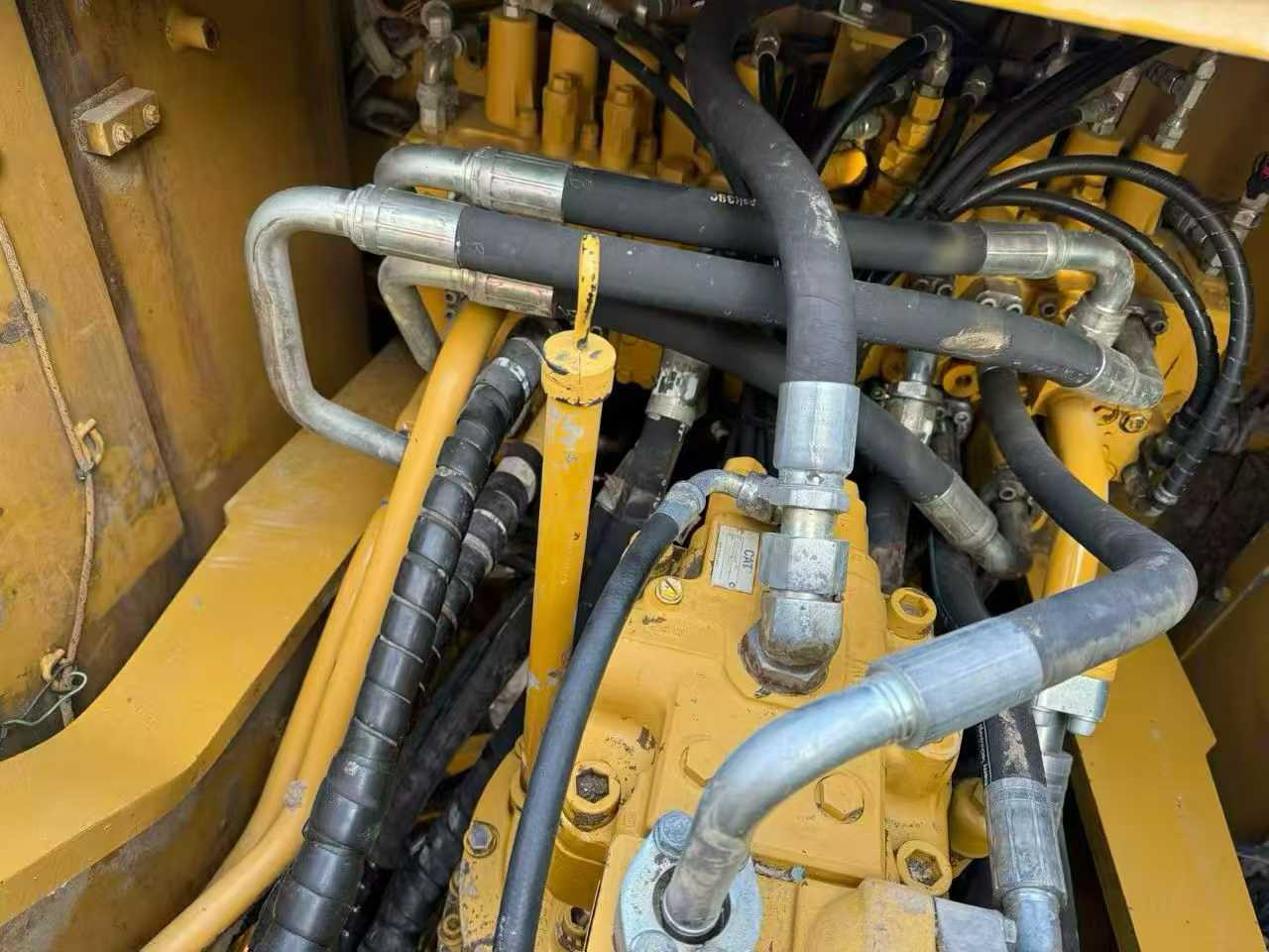 Used Caterpillar 330L Excavator 2017 Model / 6