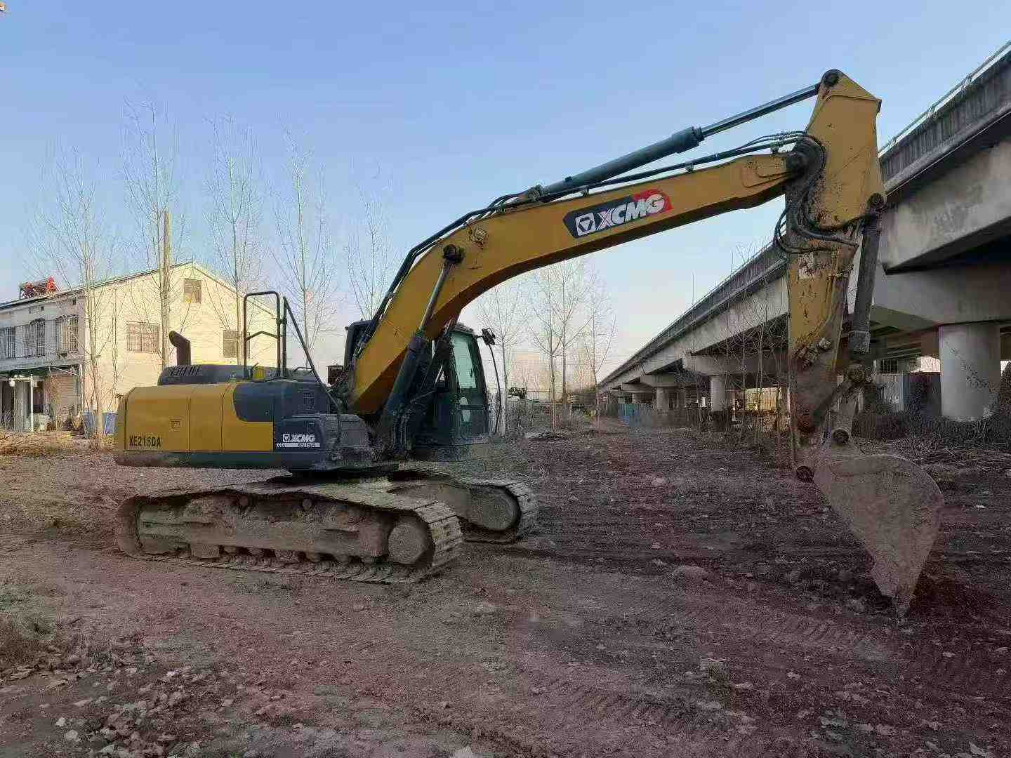 Used XCMG XE215 Excavator 2020 Model / 3