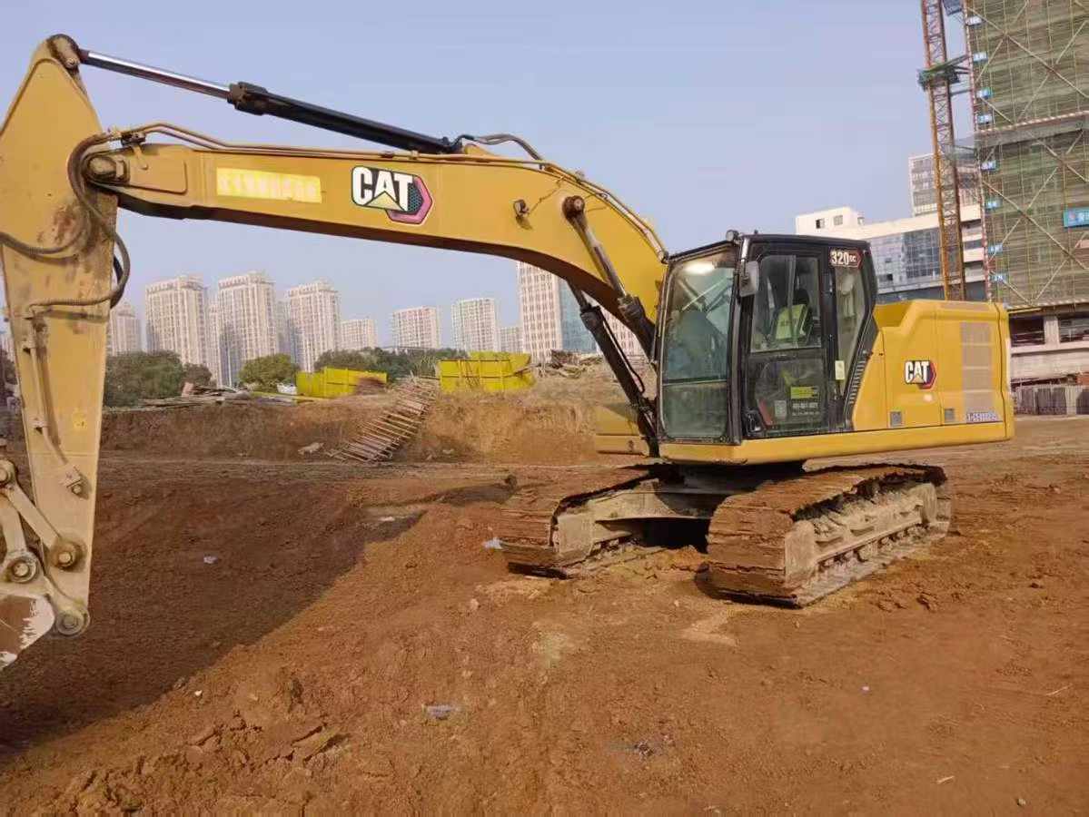 Used Caterpillar 320GC Excavator 2021 Model / 4