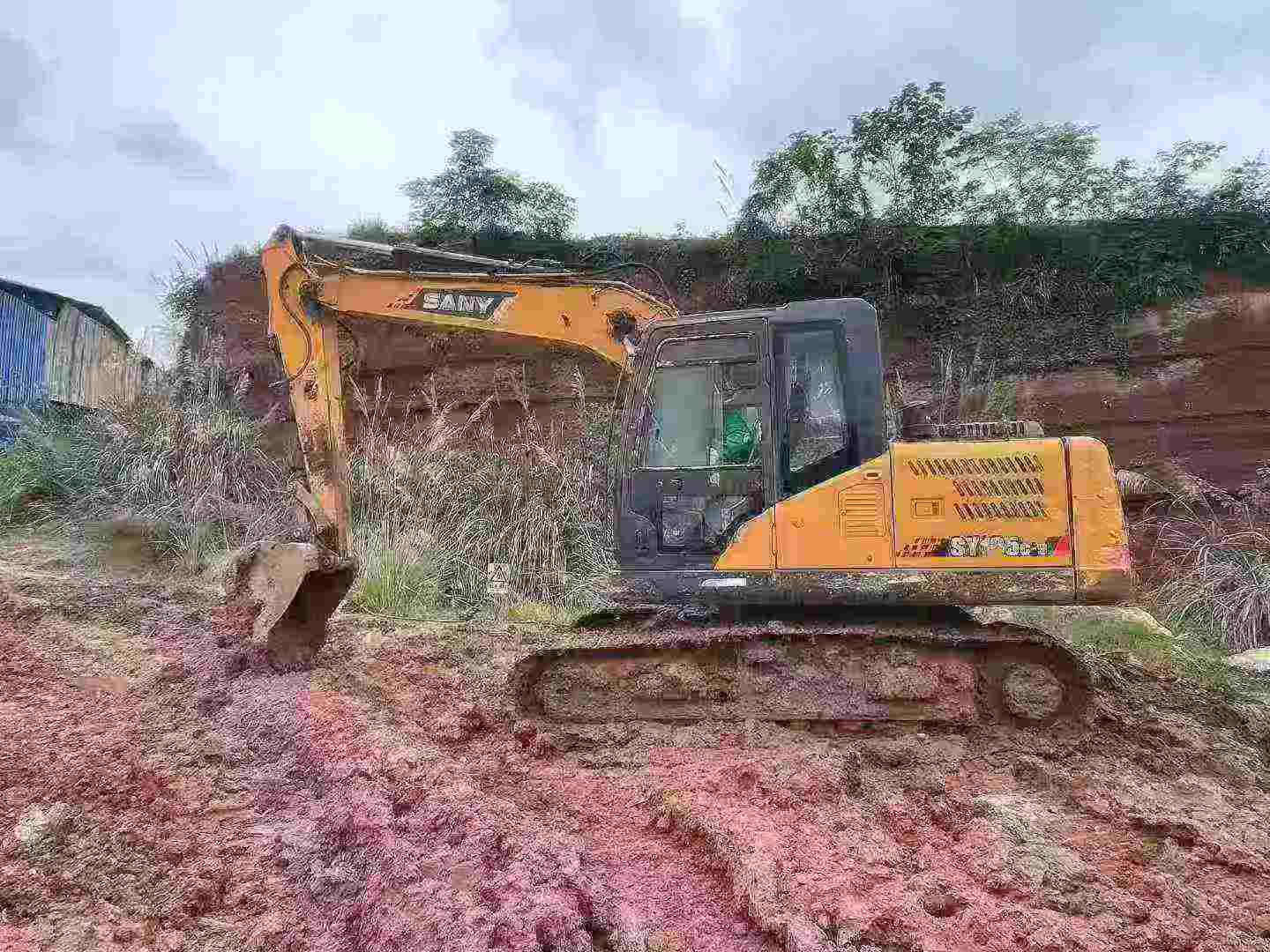 Used Sany SY135 Excavator 2016 Model / 3