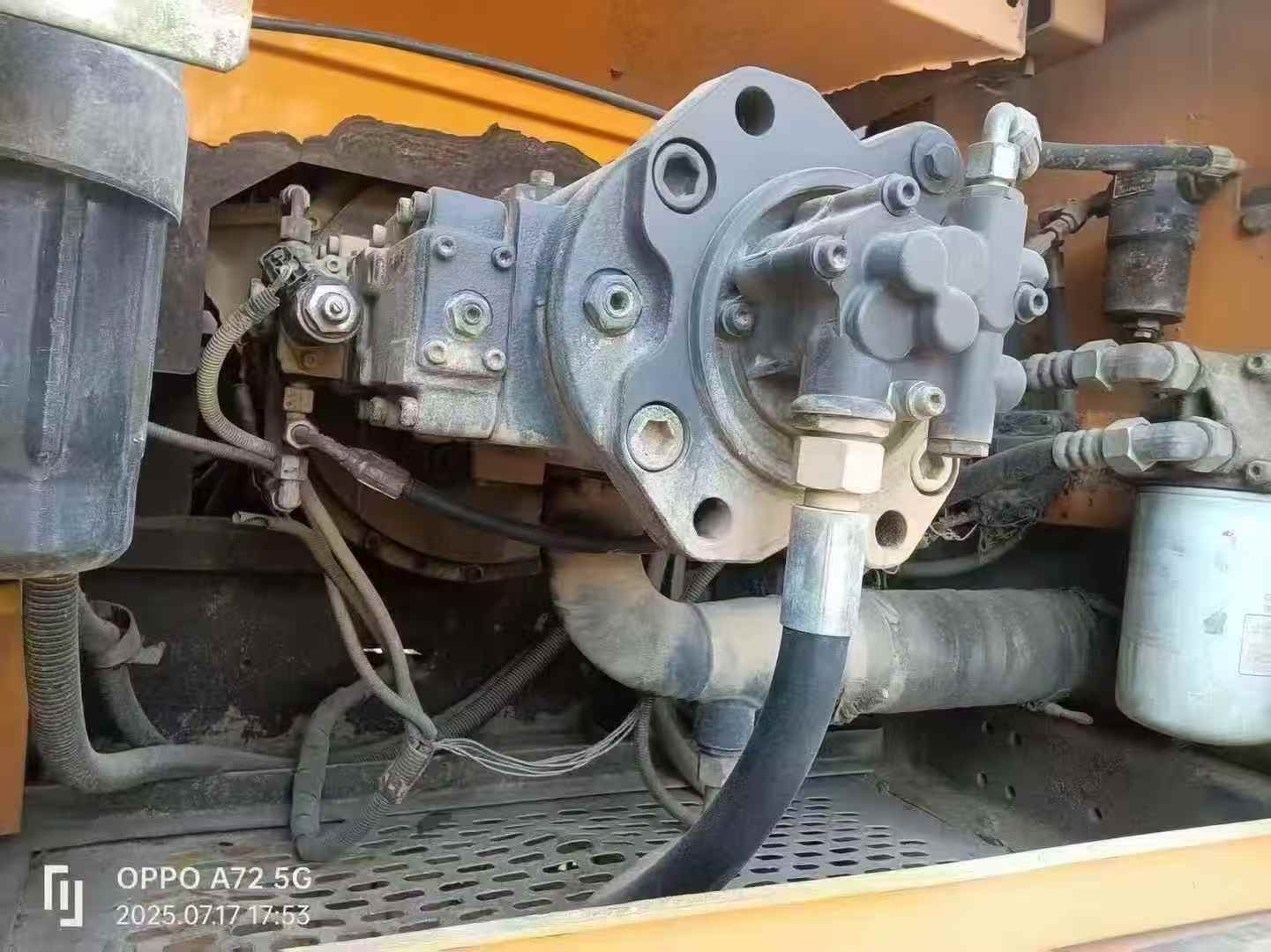 Used Sany SY235H Excavator 2015 Model / 6