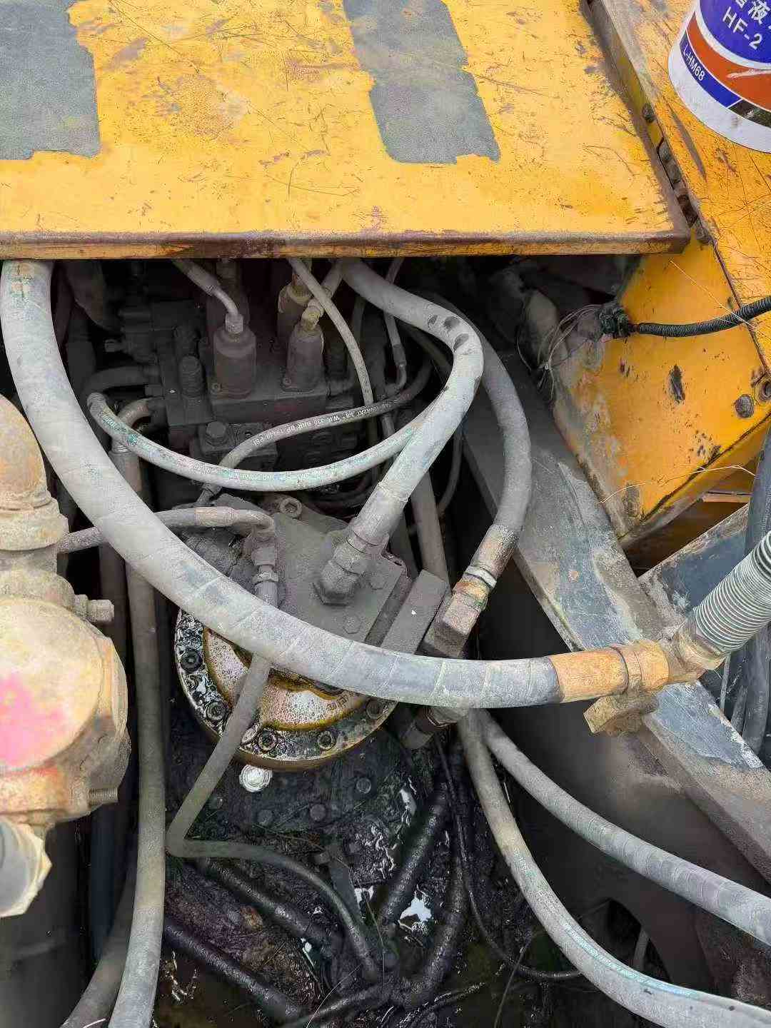 Used Hyundai R335-7 Excavator 2016 Model / 7