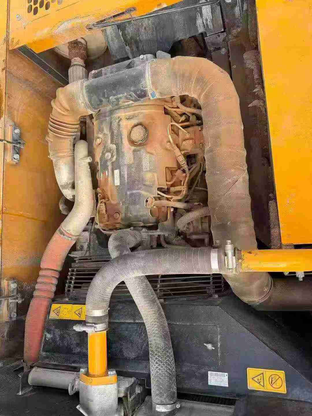 Used Kato HD820R Excavator 2021 Model / 4