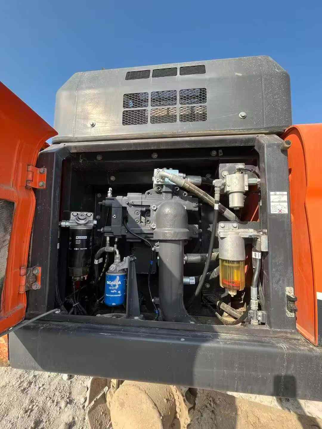 Used Doosan DL420 Excavator 2016 Model / 3