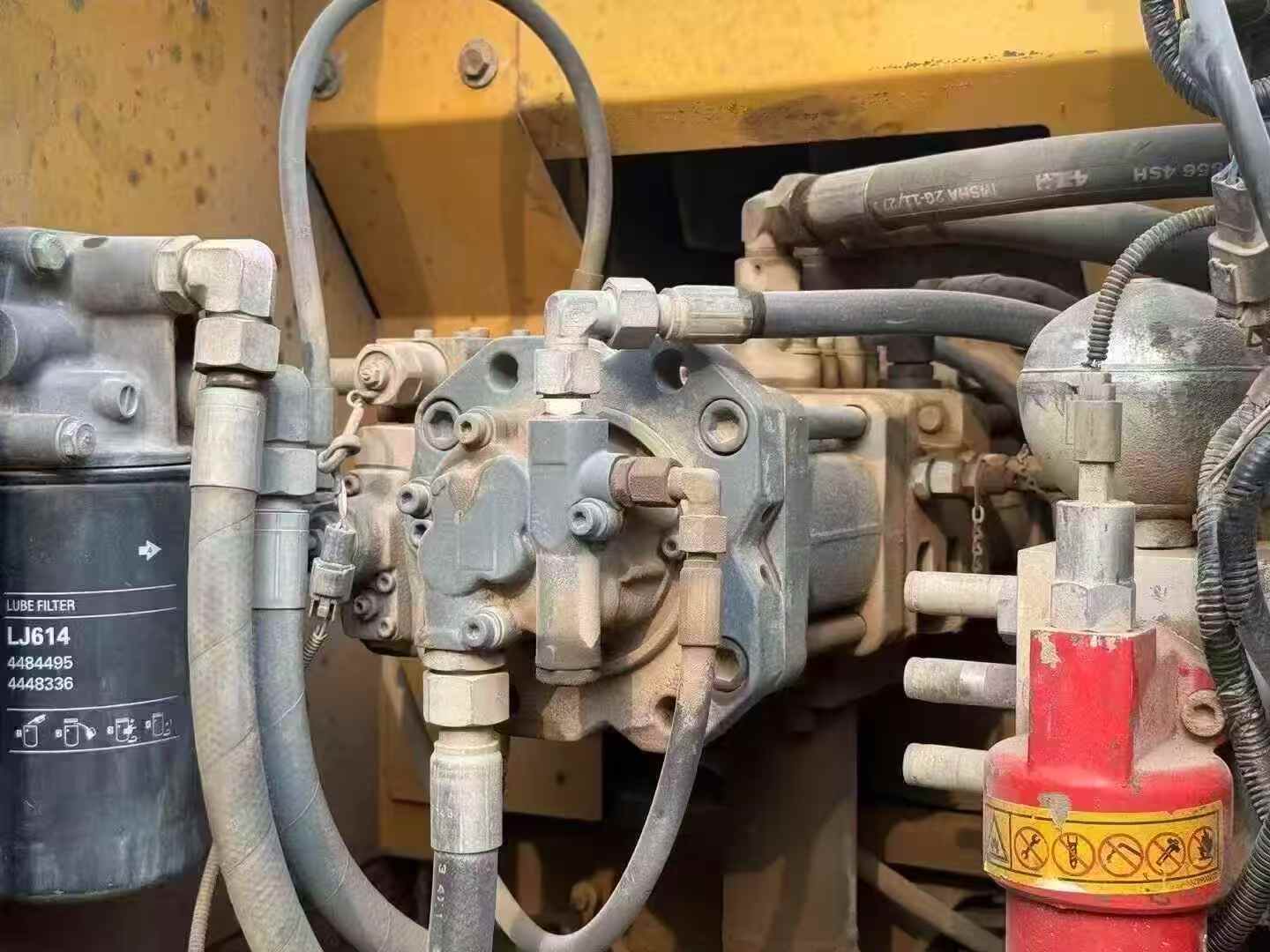 Used XCMG XE135GA Excavator 2015 Model / 4