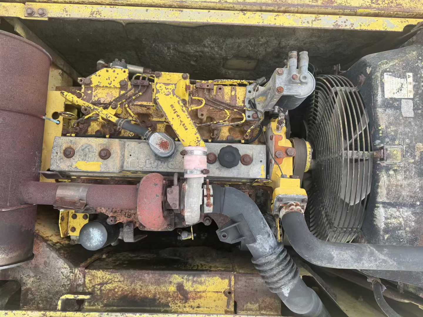 Used Komatsu PC200-6 Excavator 2016 Model / 8