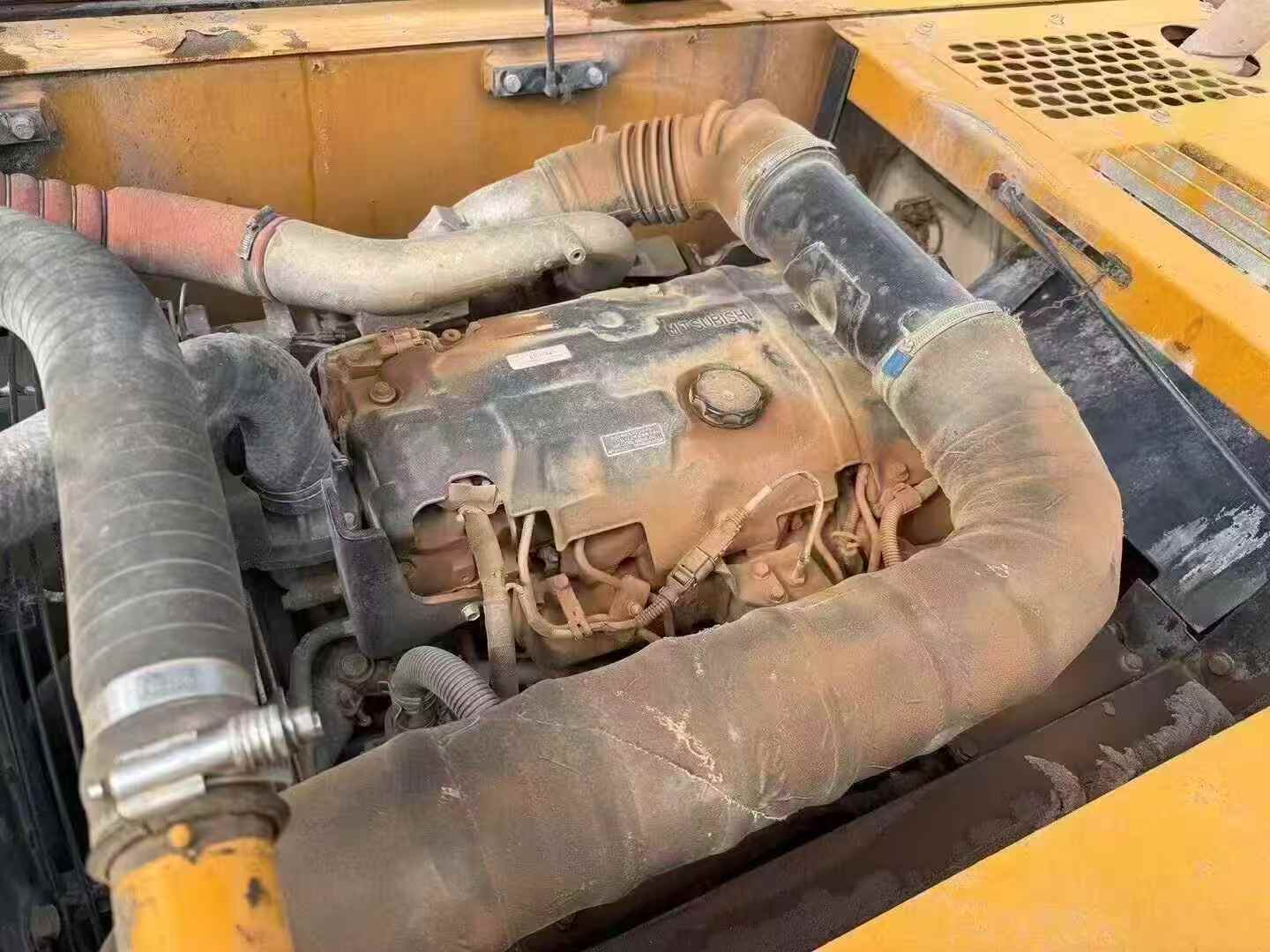 Used Kato HD820 Excavator 2021 Model / 6