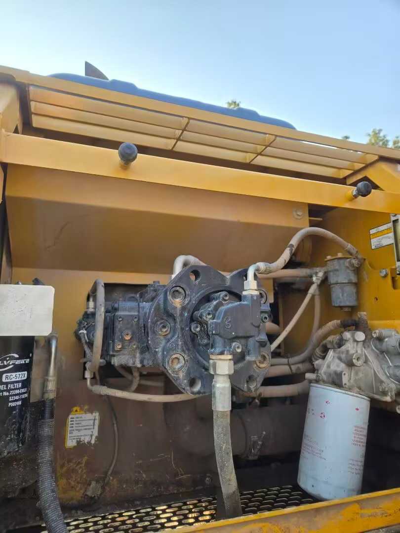 Used Sany SY200H Excavator 2020 Model / 6