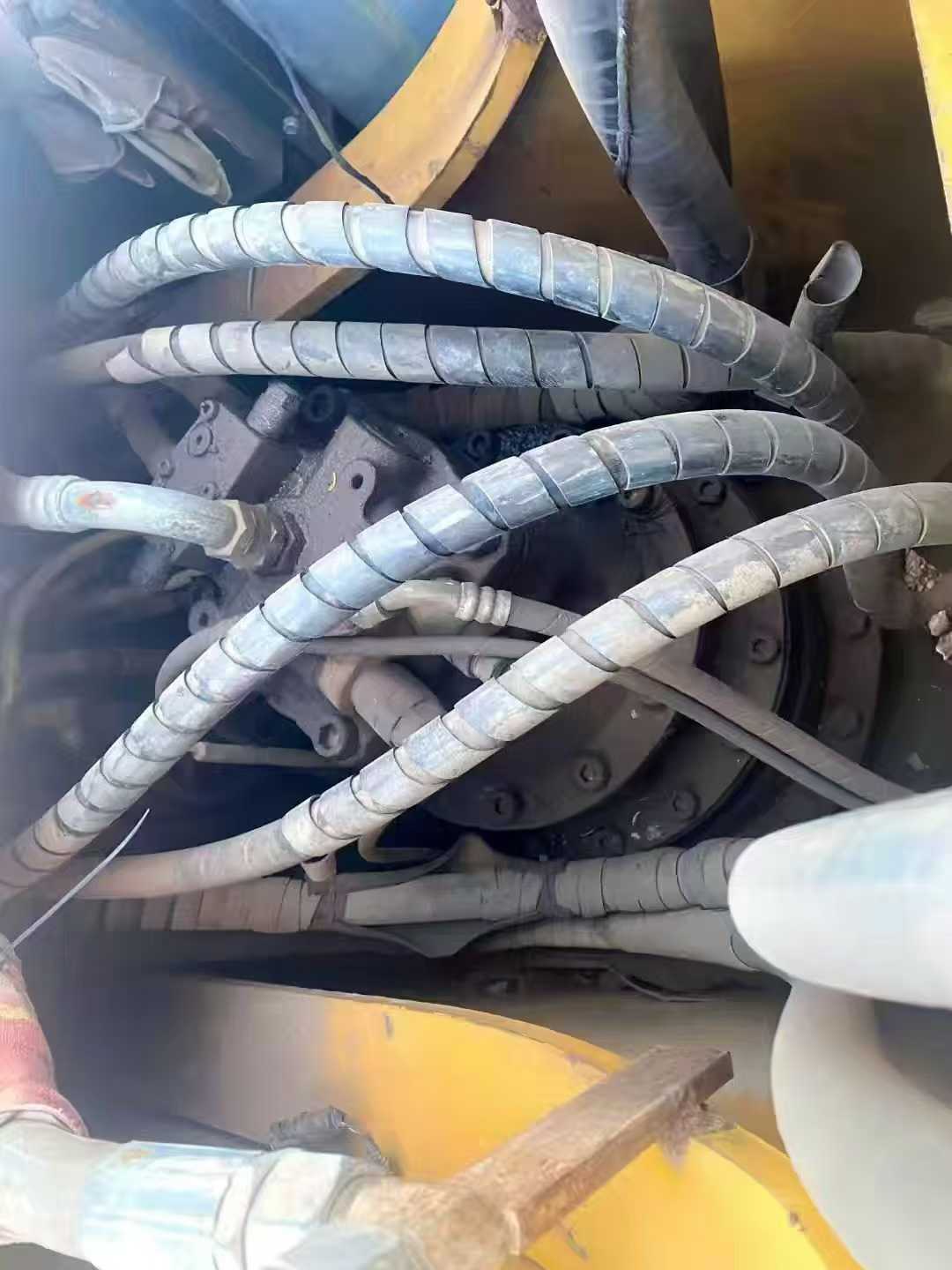 Used Kato HD1023 Excavator 2014 Model / 2