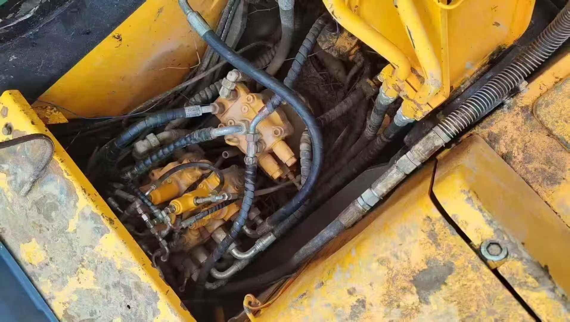 Used Sany SY135 Excavator 2014 Model / 6