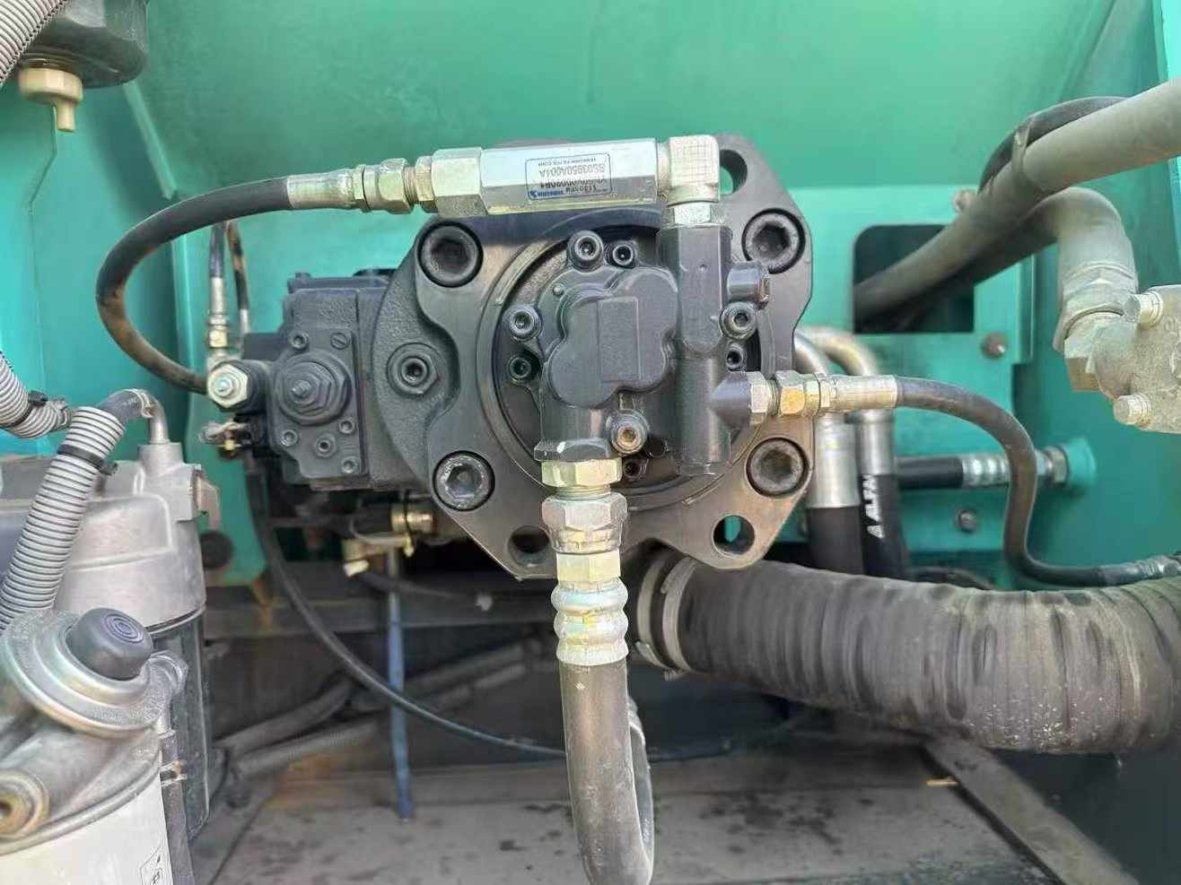 Used Kobelco SK210 Excavator 2012 Model / 6