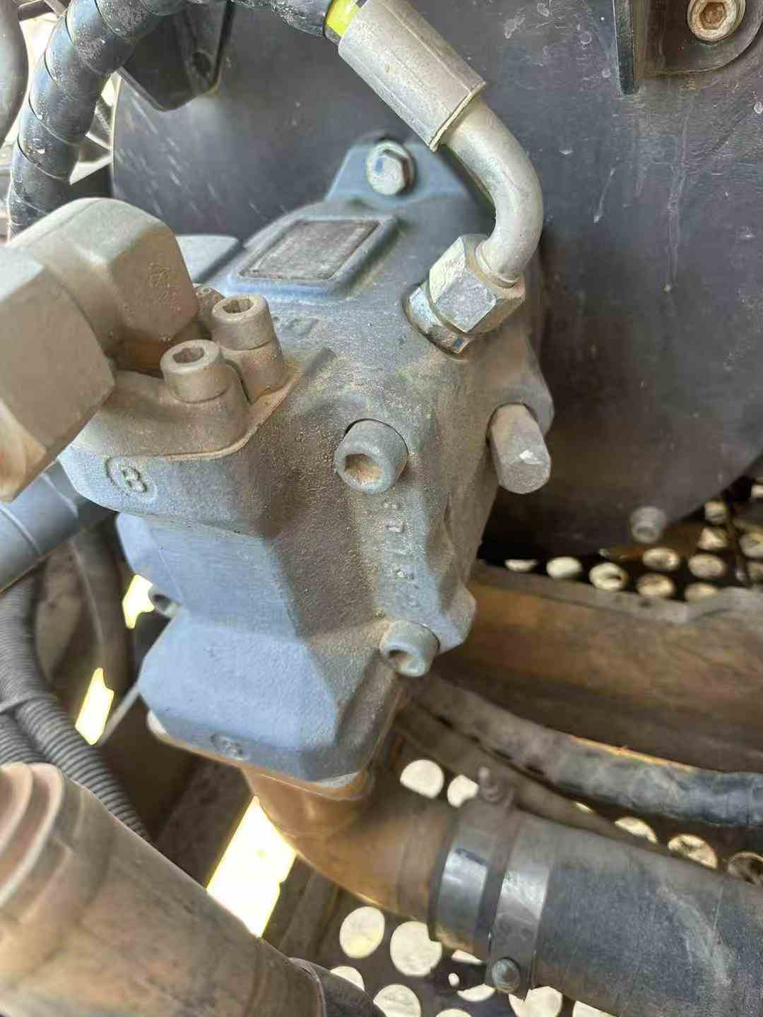 Used Sany SY55 Excavator 2016 Model / 4