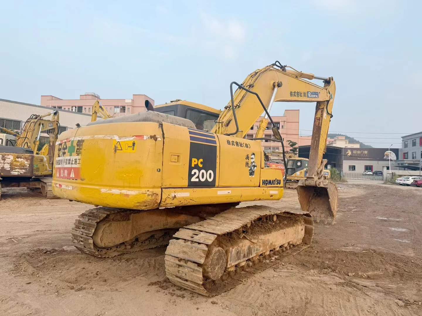 Used Komatsu PW200-7 Excavator 2016 Model / 3