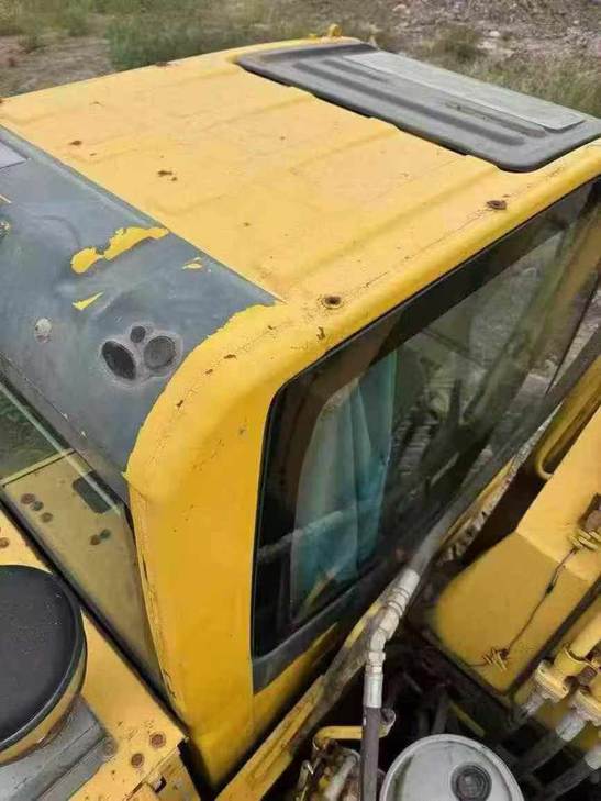 Buy Komatsu PC200-8 Used Excavator / 1