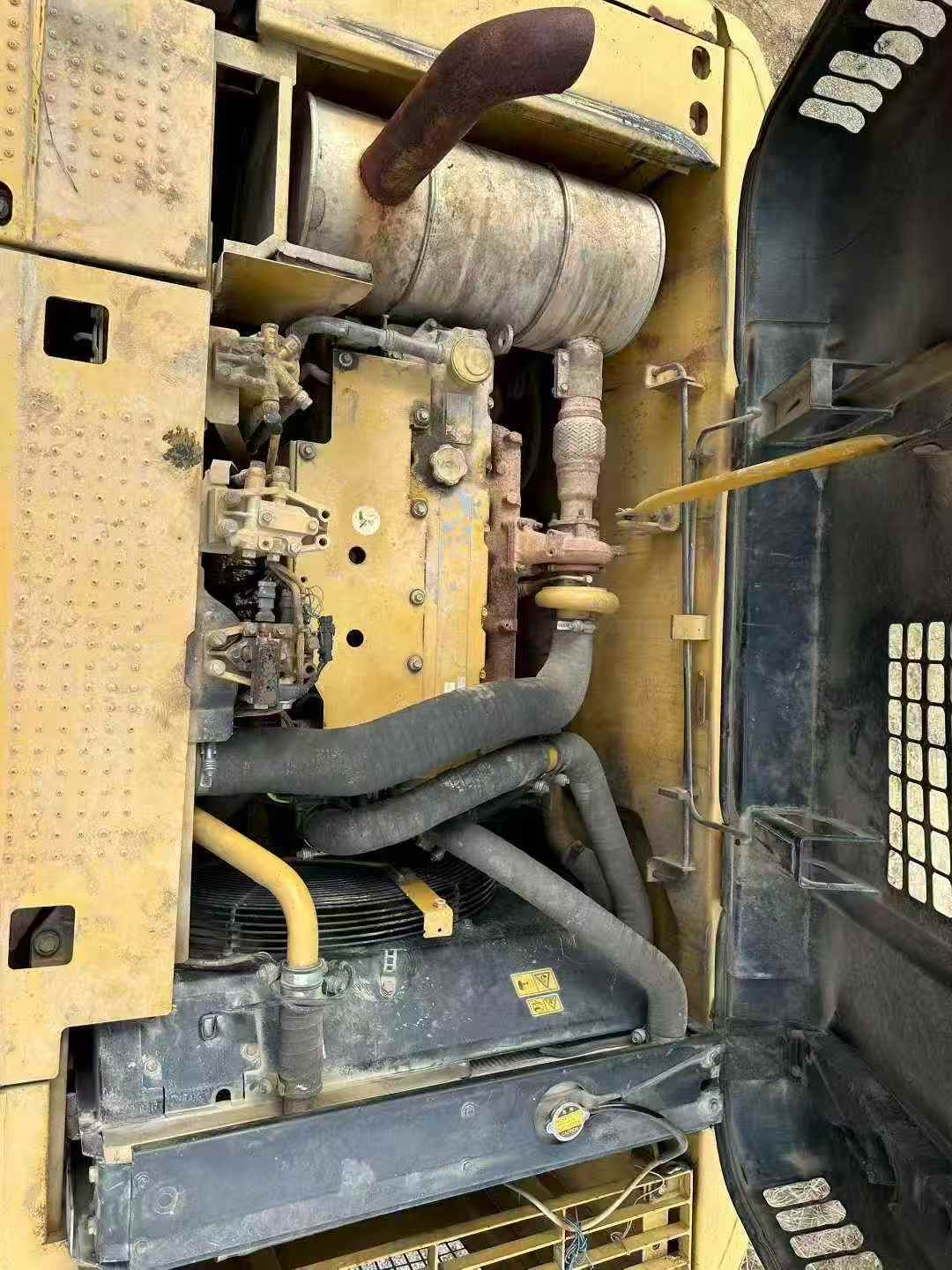 Used Caterpillar 320D Excavator 2016 Model / 2