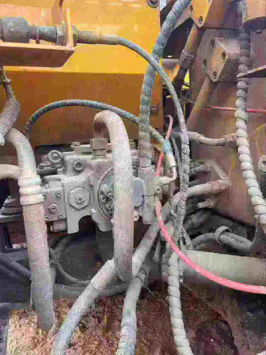 Used Sany SY135 Excavator 2016 Model / 2