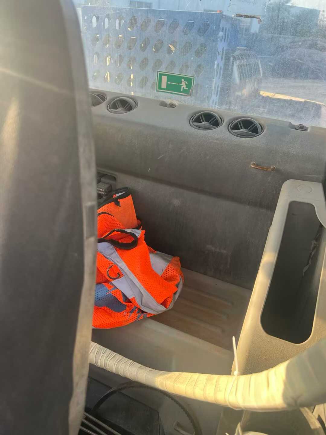 Used Komatsu PC200LC-8 Excavator 2016 Model / 4