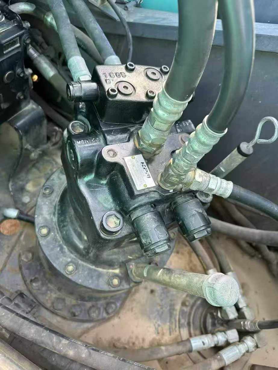 Used Kobelco SK210 Excavator 2012 Model / 7