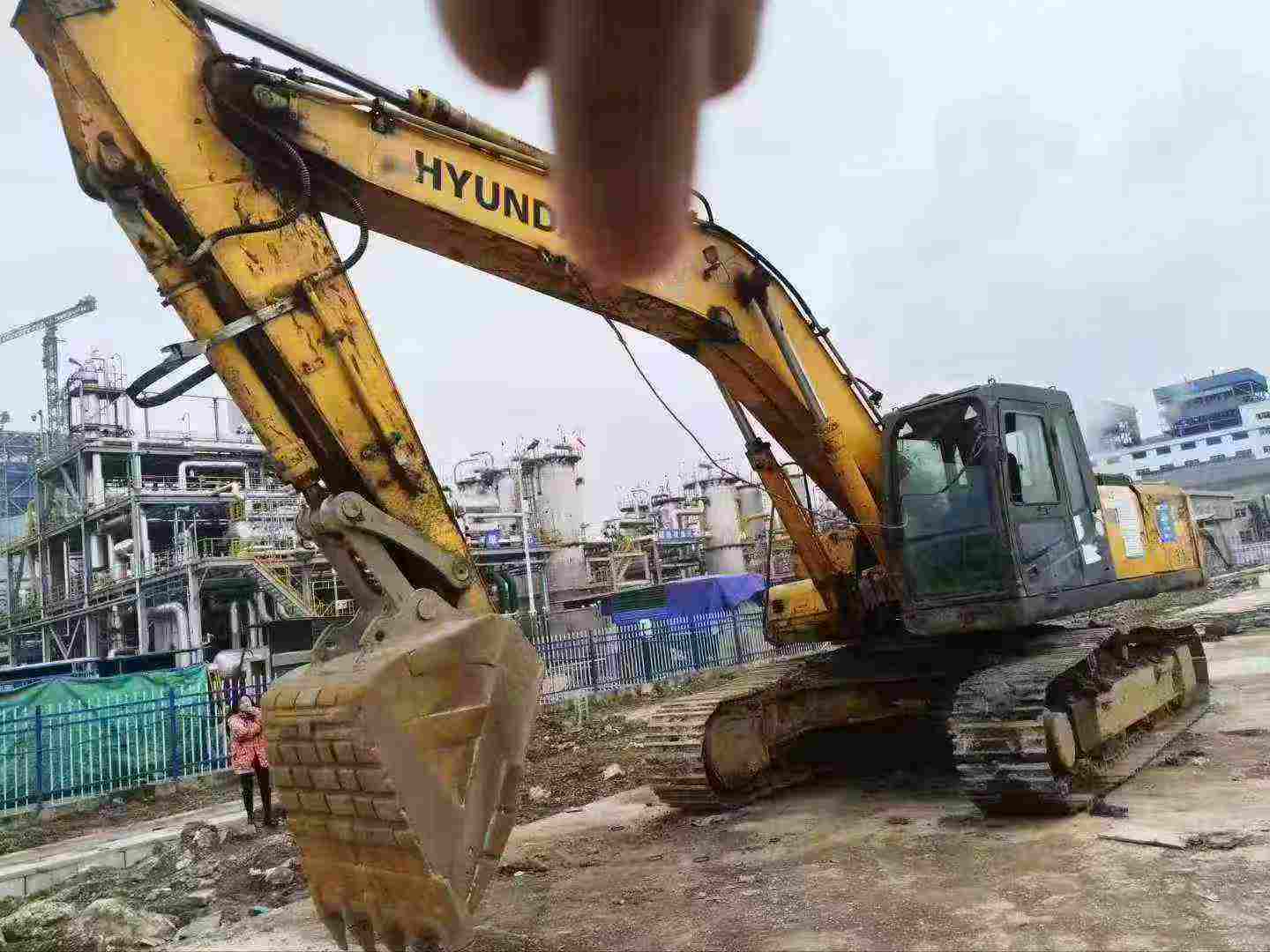 Used Hyundai R335-7 Excavator 2016 Model / 6