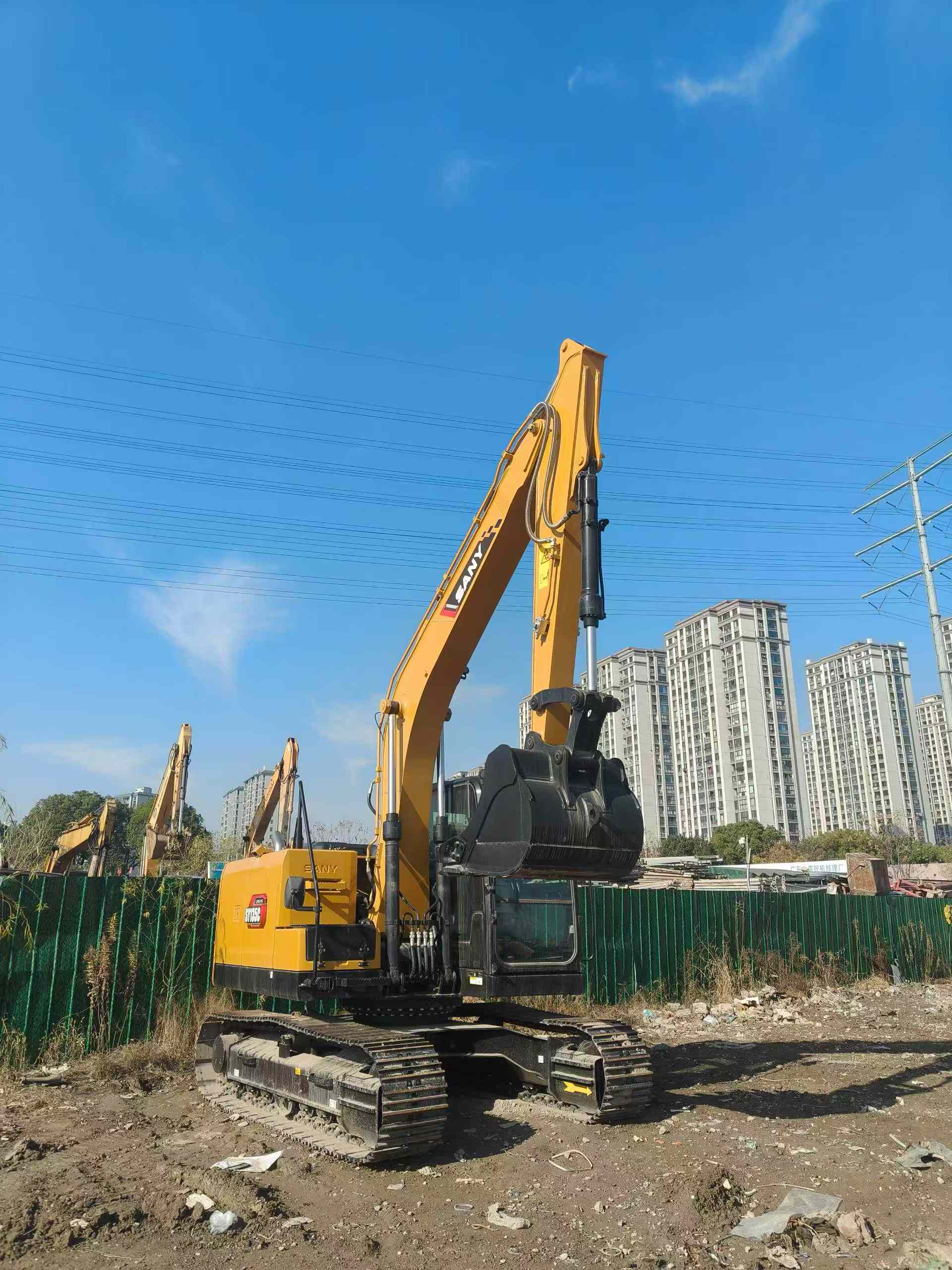 Used Sany SY135 Excavator 2025 Model / 3