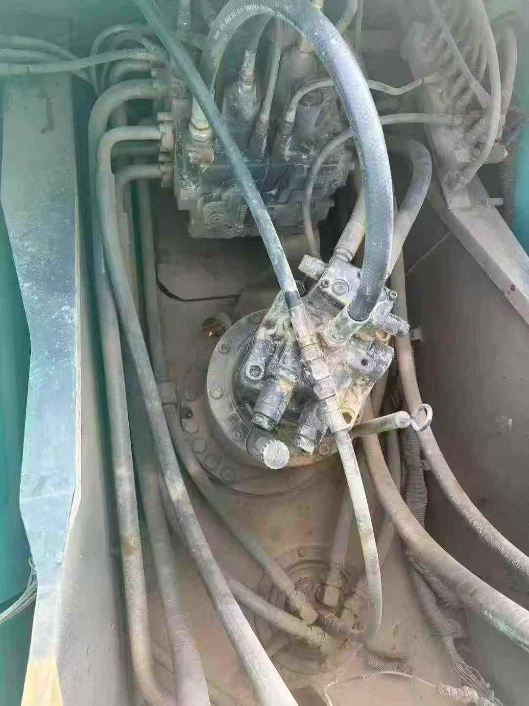 Used Kobelco SK210 Excavator 2016 Model / 7