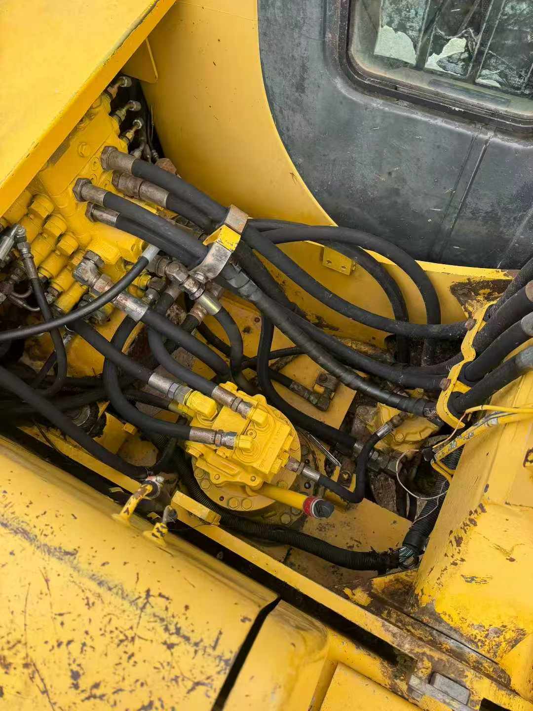 Used Komatsu PC120-6E Excavator 2016 Model / 5