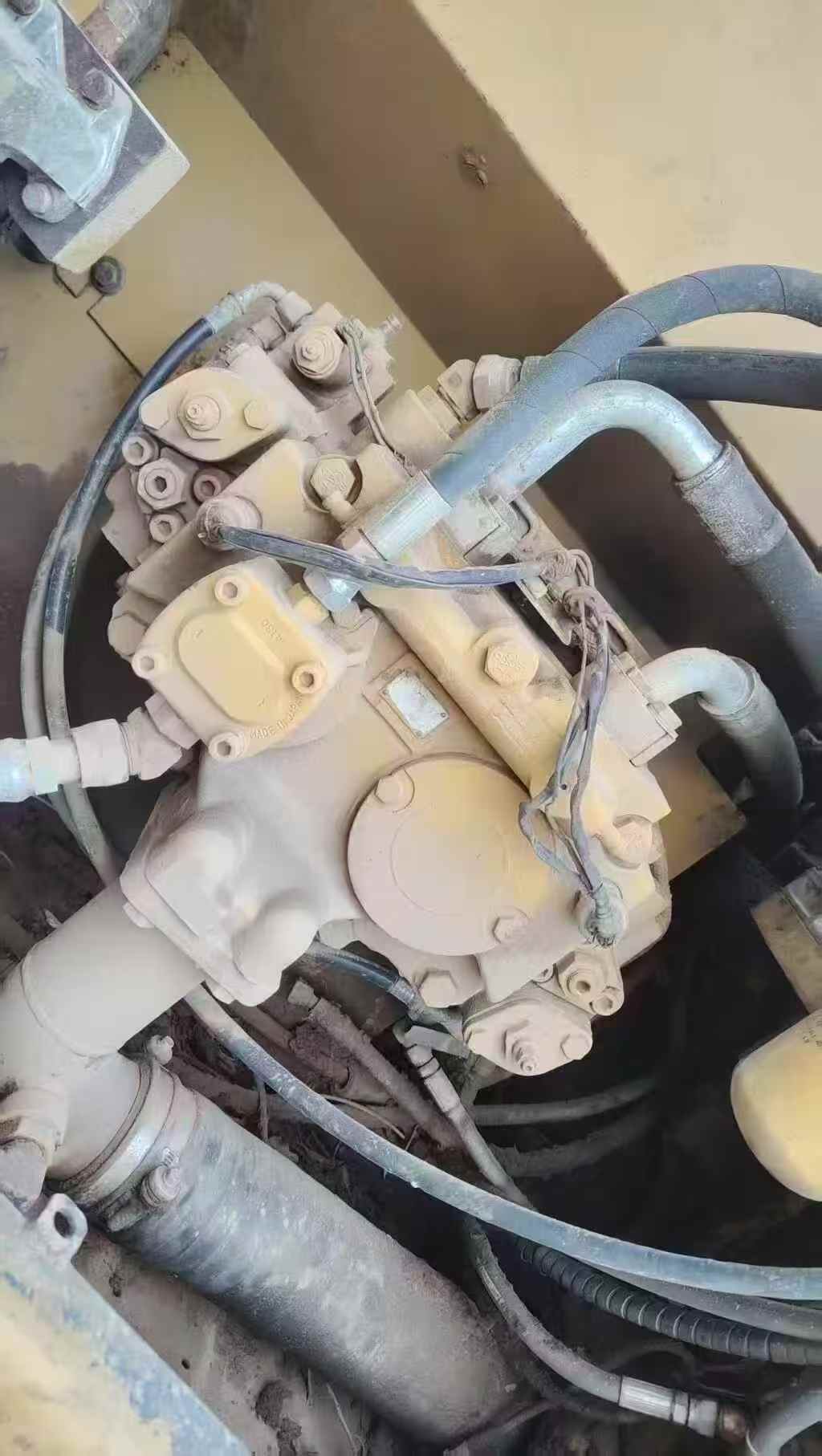 Used Caterpillar 320D Excavator 2016 Model / 5