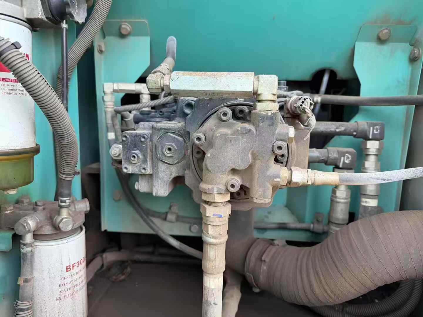 Used Kobelco SK130 Excavator 2016 Model / 4