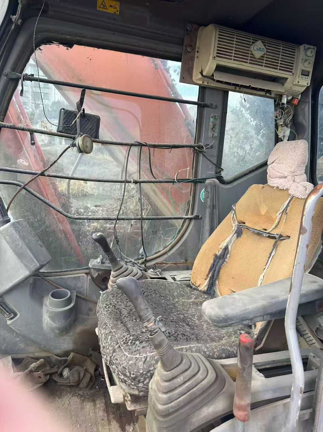 Used Hitachi ZW330 Excavator 2016 Model / 7