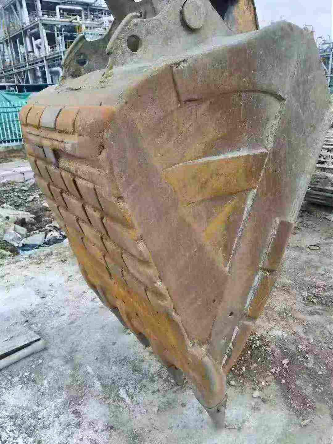 Used Hyundai R335-7 Excavator 2016 Model / 3