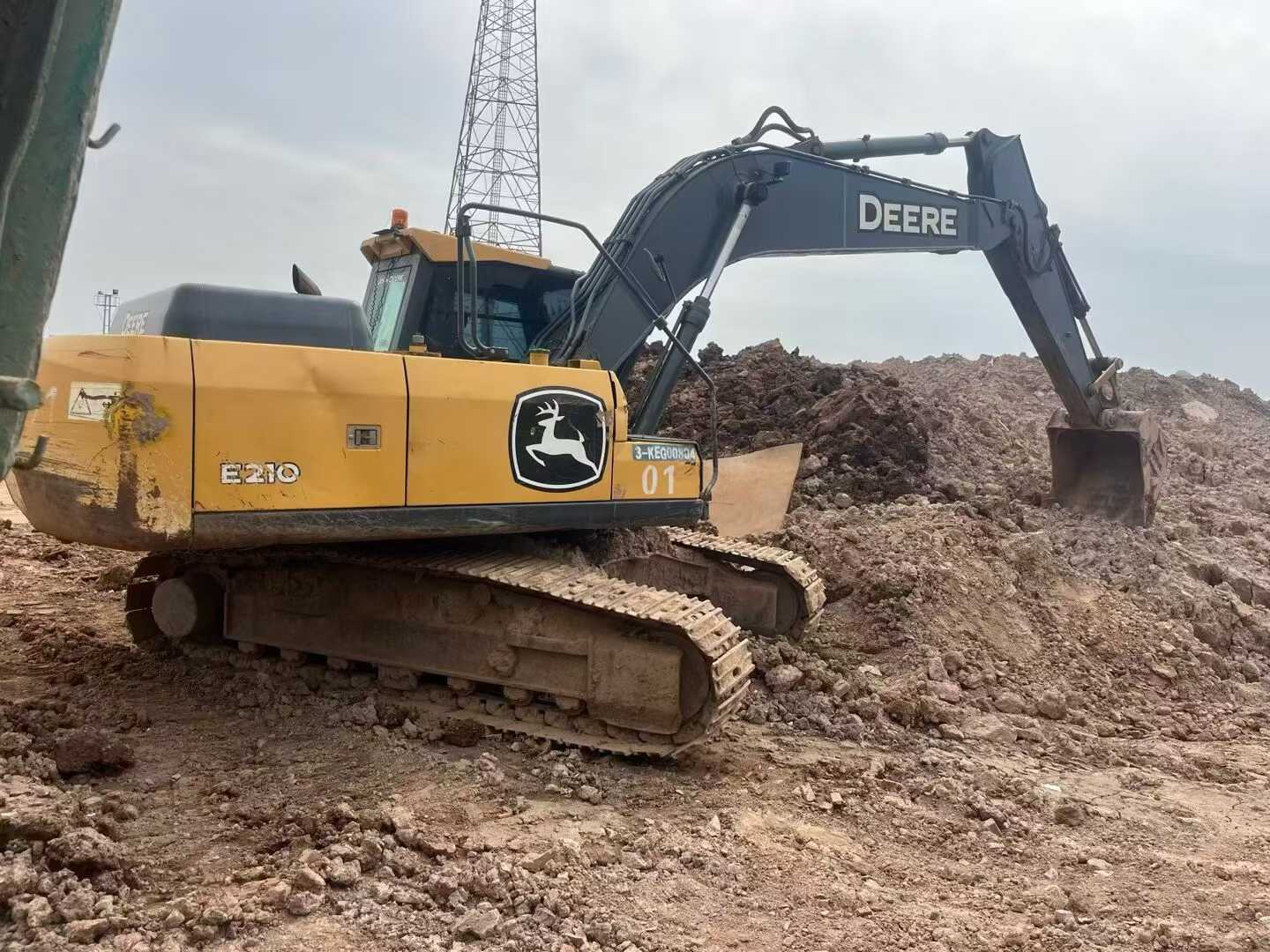 Used JohnDeere E210 Excavator 2019 Model / 3