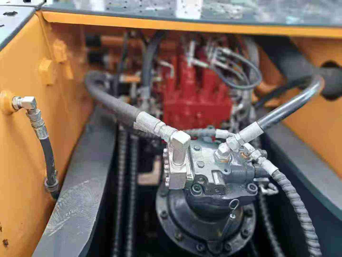 Used Hyundai 350LC-9V Excavator 2016 Model / 5