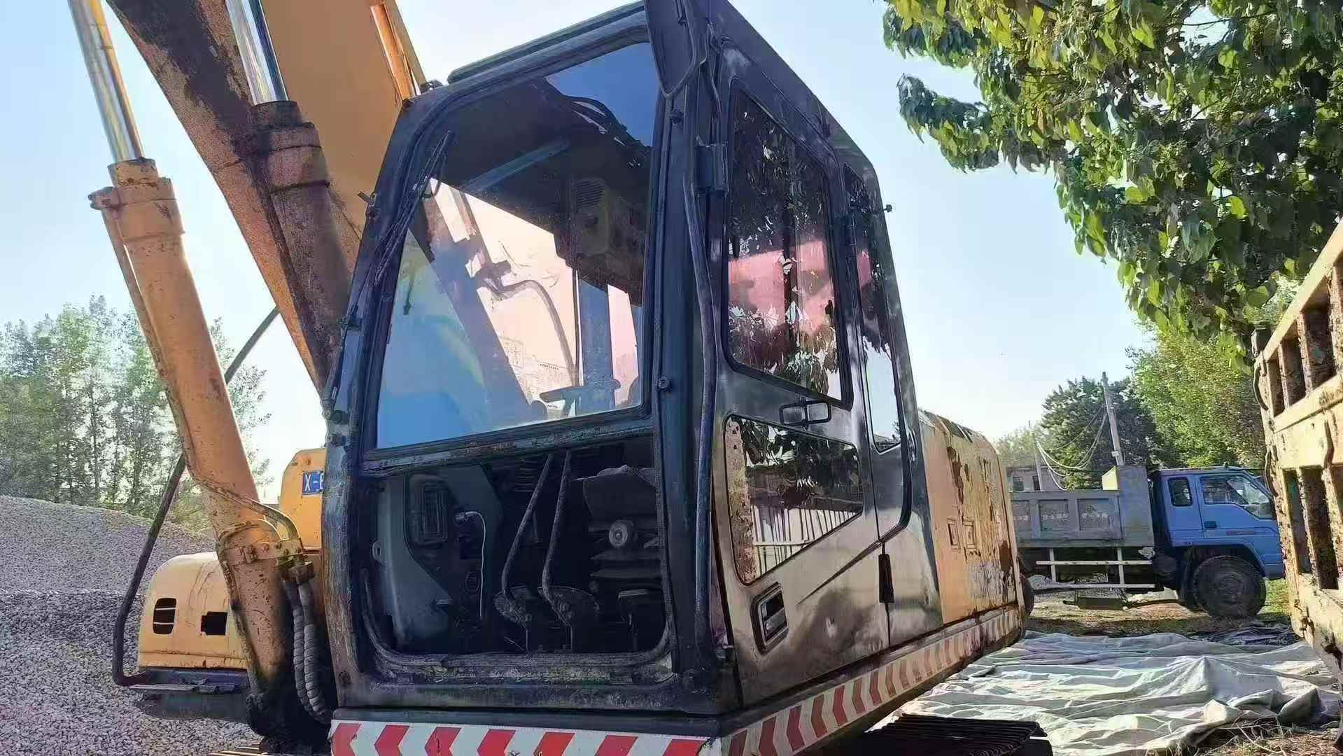 Used Hyundai R215-7 Excavator 2016 Model / 6