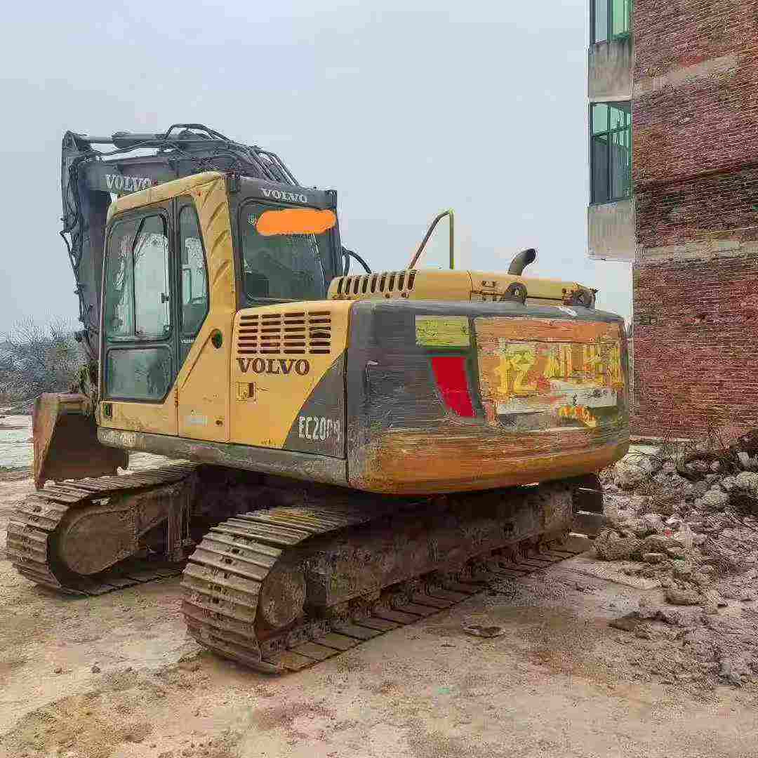 Used Volvo EC140 Excavator 2016 Model / 3